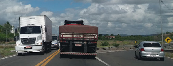 FETRANSPAR é contra possibilidade de paralisação de caminhoneiros