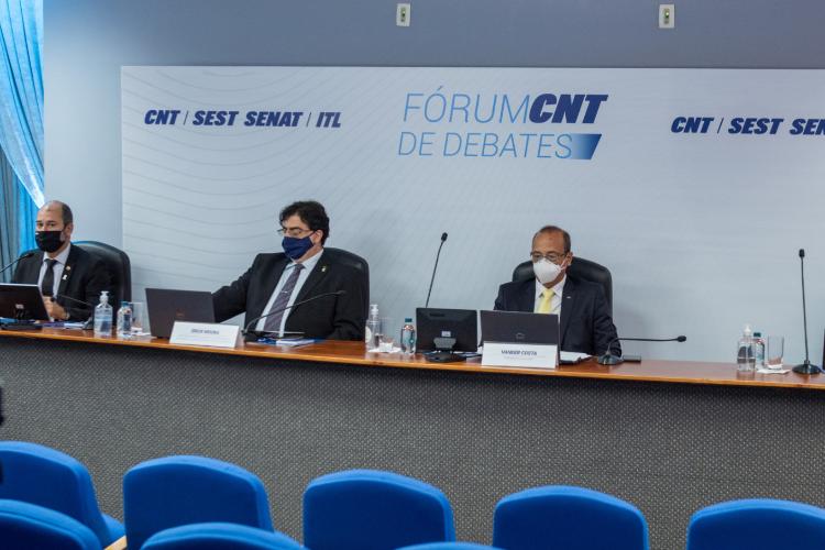 Fórum CNT de Debates aborda privatização como alternativa para reequilibrar as contas do país