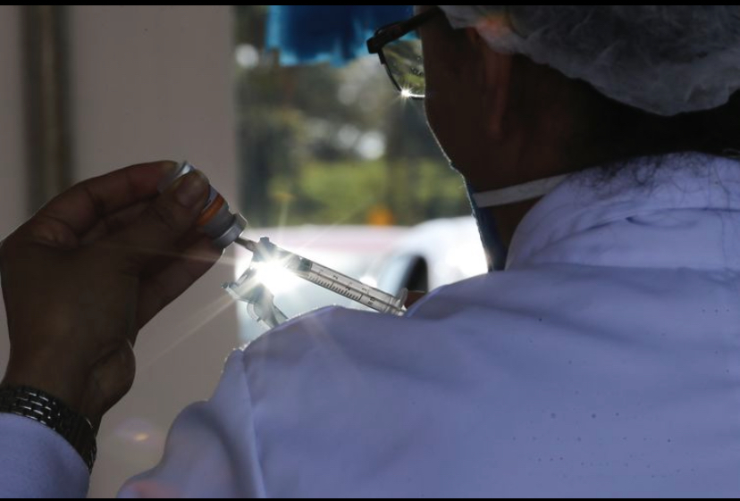 Vacina com dose única será destinada a trabalhadores do transporte