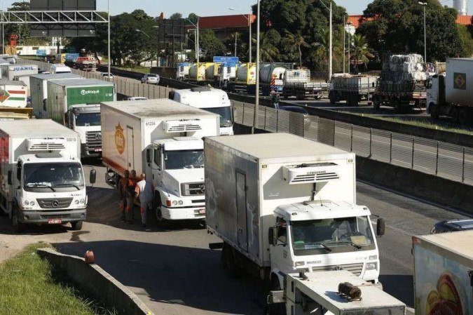 Exame toxicológico provoca queda habilitados nas categorias C, D e E