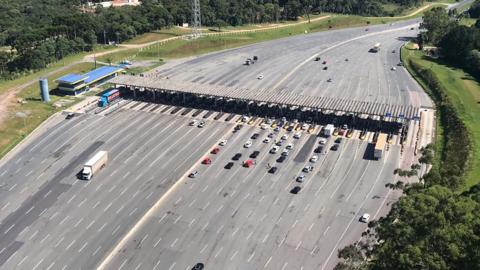 Governador diz que o Paraná vai assumir atendimentos nas estradas no período sem pedágio