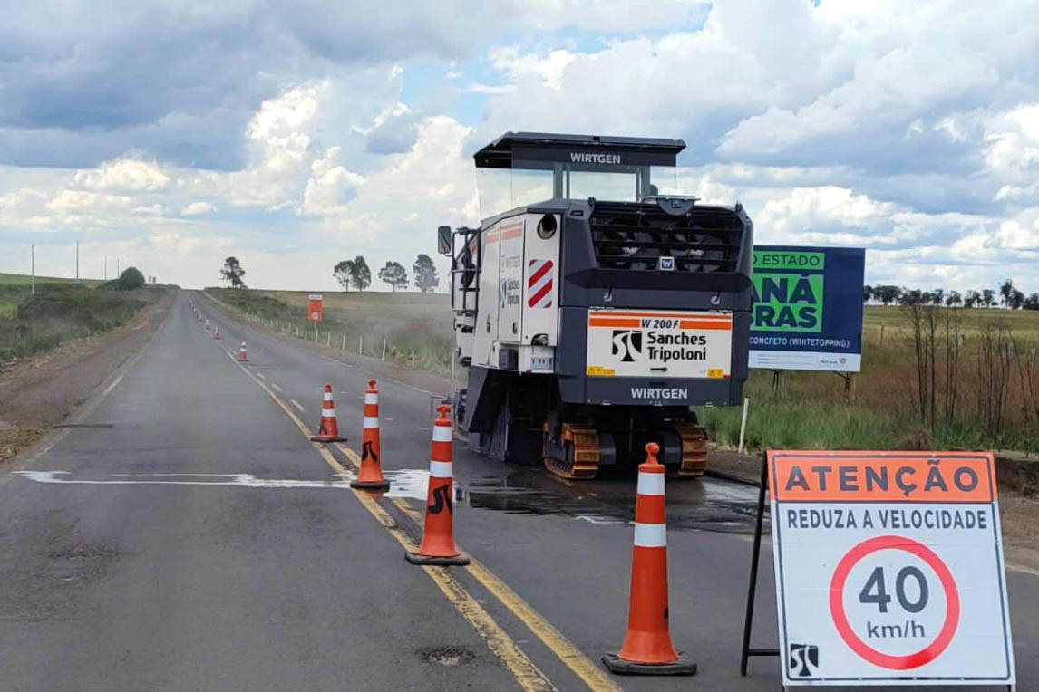 Obras de modernização geram bloqueios na pista da rodovia PRC-280, no Sudoeste