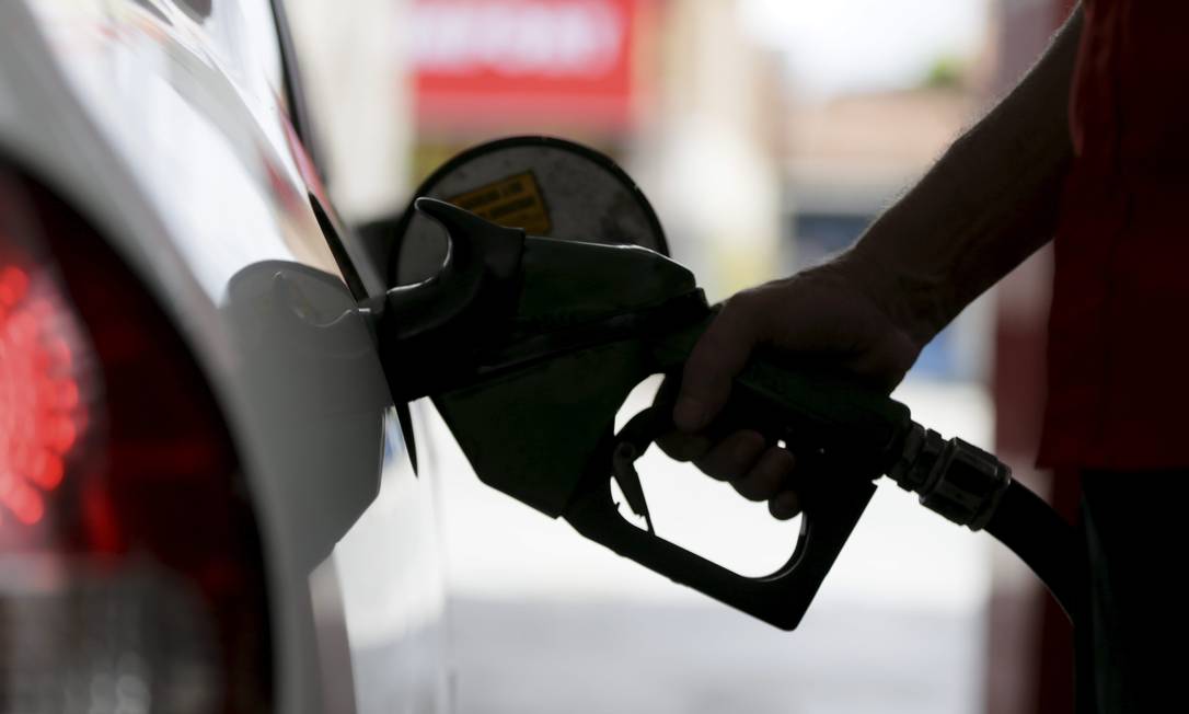 ANP: combustíveis têm nova alta. Diesel subiu quase 50% desde janeiro