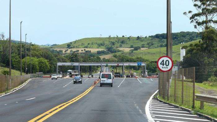 Concessionárias fizeram só metade das duplicações de rodovias em 25 anos no PR