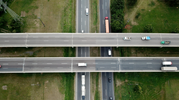 Paraná vê leve melhora na qualidade de suas rodovias