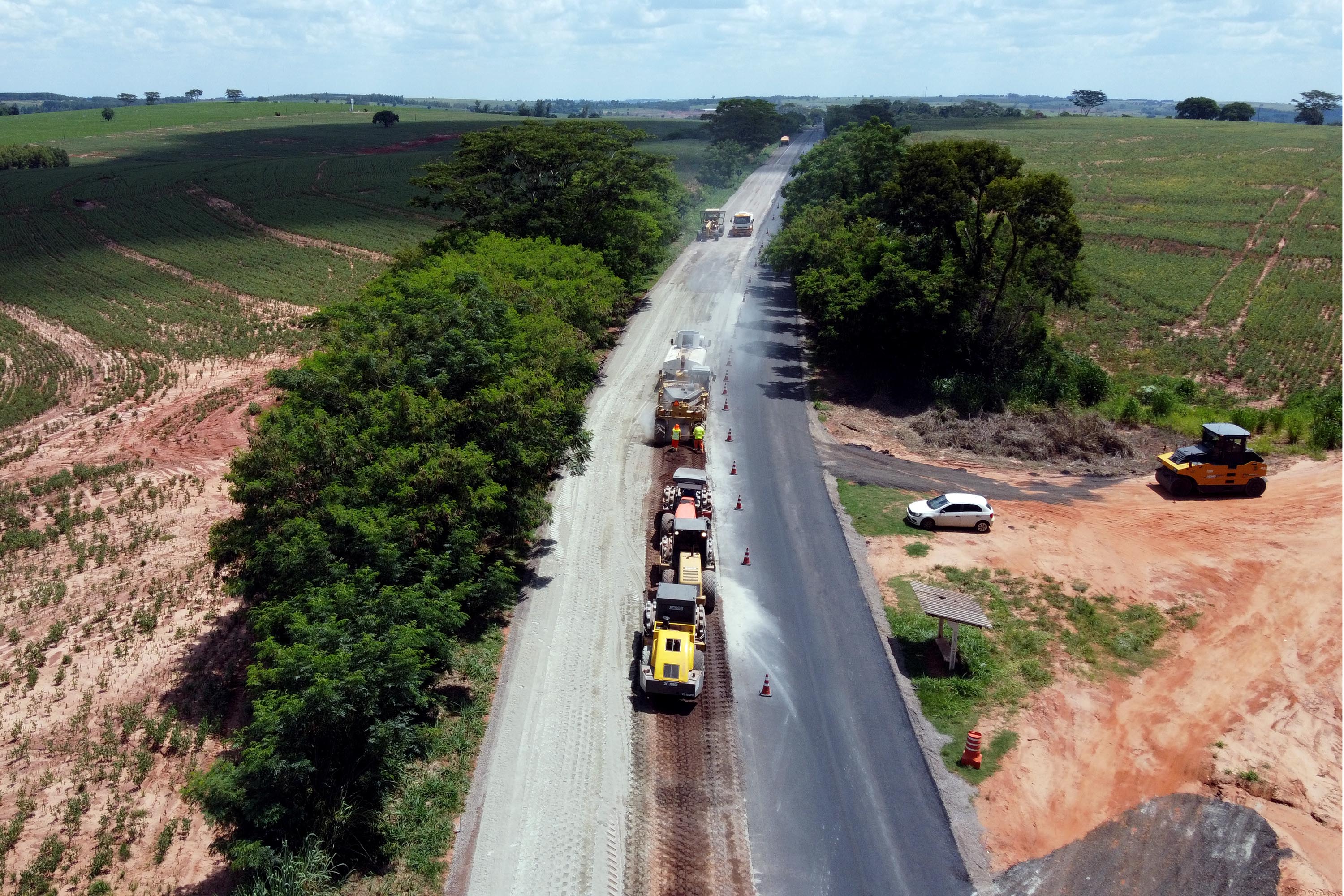 No Noroeste, PR-323 ganha terceiras faixas para melhorar logística e aumentar a segurança