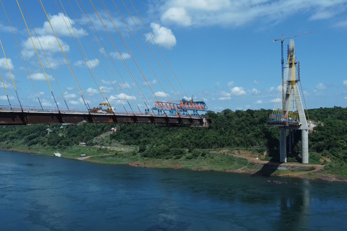 Nova ponte Brasil-Paraguai chega a 80% de conclusão com investimento de R$ 189 milhões