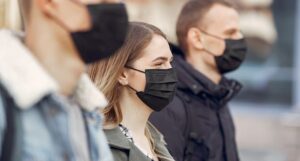 Governo do Paraná derruba obrigatoriedade do uso de máscaras