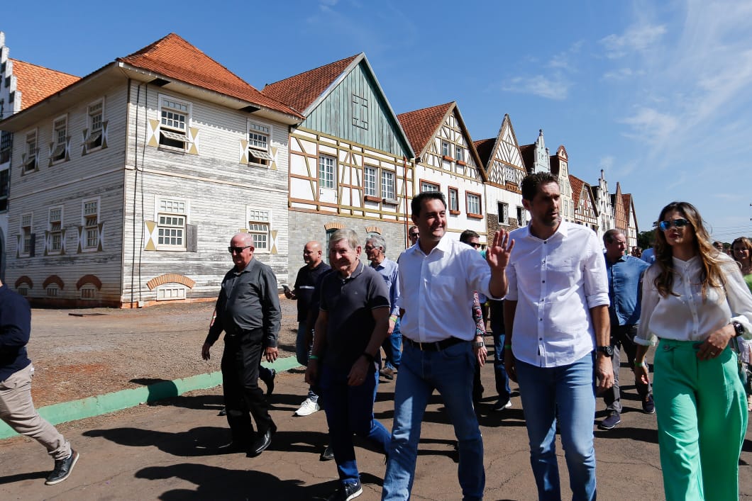 Governador destaca investimentos no Oeste do Paraná durante visita à Expo Rondon 2022