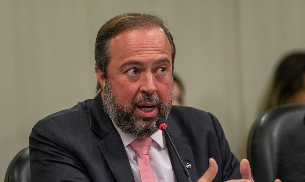 Governo Federal vai propor nova política de preços para a Petrobras
