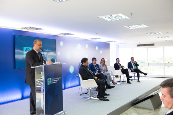 Evento debate os desafios da logística no Brasil