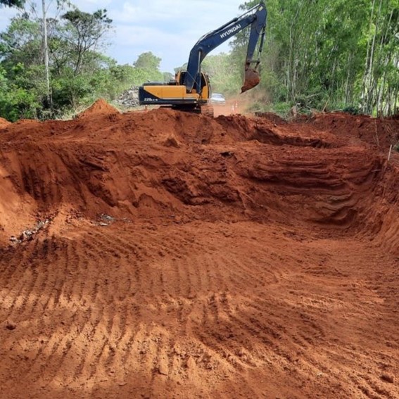 Afundamento na PR-492: obras de reparo são iniciadas e custarão R$ 1,2 milhão