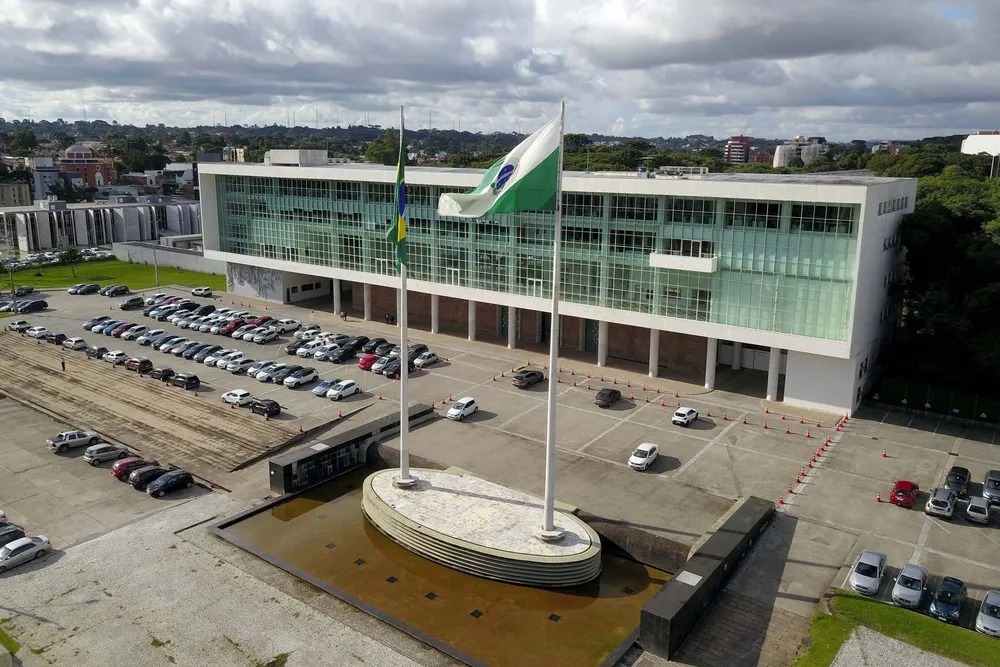 Governo do Paraná paga primeira parcela de R$ 600 milhões ao Itaú Unibanco após acordo no caso Banestado; entenda