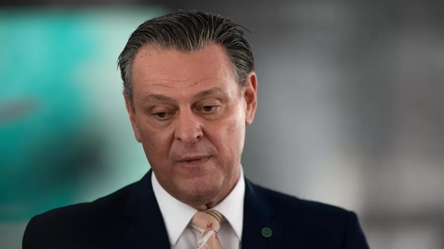 Ministro da Agricultura defende marco temporal e diz que Lula quer melhorar relação com o agronegócio
