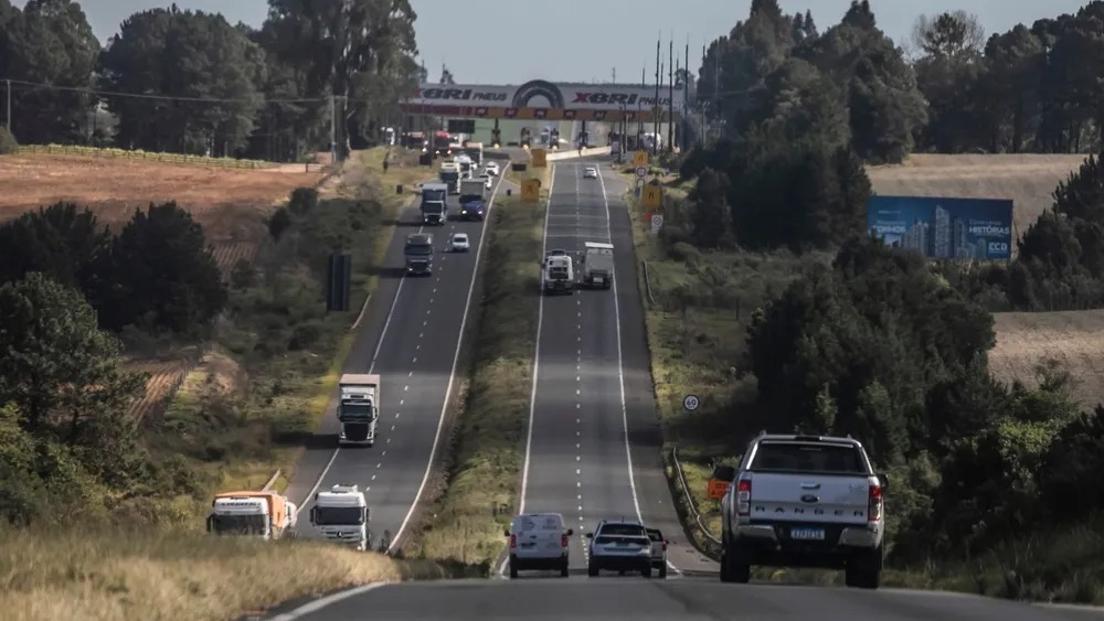 Você sabe o quanto as rodovias podem ajudar ou prejudicar a economia?