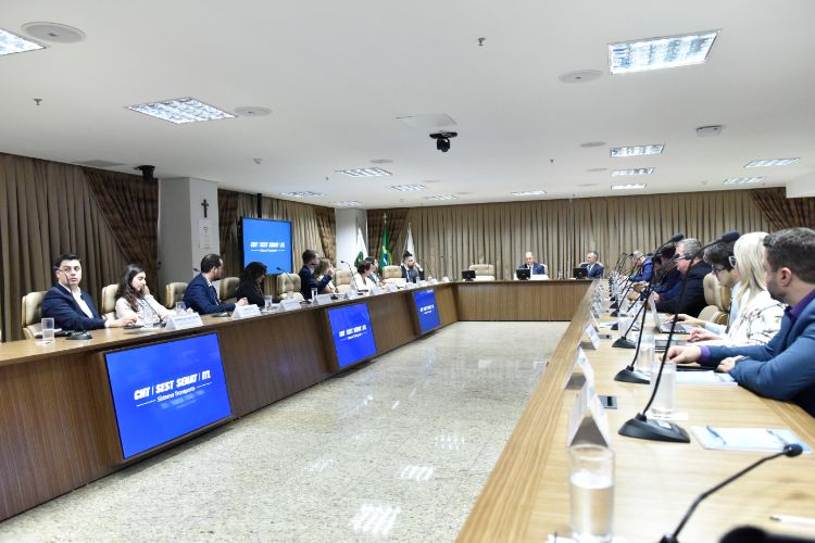 Setores produtivos buscam soluções para os impactos da decisão do STF sobre a inconstitucionalidade de trechos da Lei do Motorista