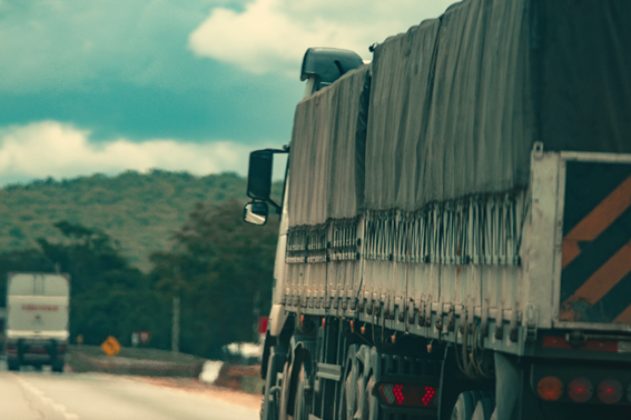 Seguradoras que operam para o transporte recebem orientações após vigência de nova lei