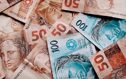 Dados de IPCA e emprego devem pressionar debate fiscal