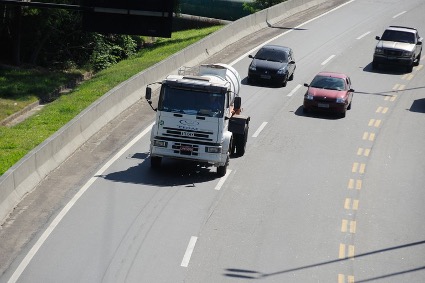 Condutores que tem CNH vencendo entre janeiro e junho têm até 31 de março para realizar exame toxicológico