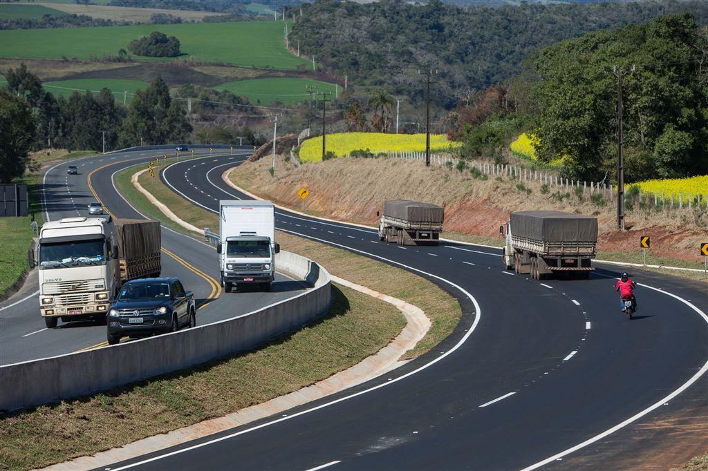 Mais de R$ 500 milhões já foram investidos em obras rodoviárias no Paraná em 2021