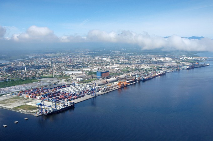 Porto de Paranaguá se prepara para atender demanda crescente do mercado de líquidos